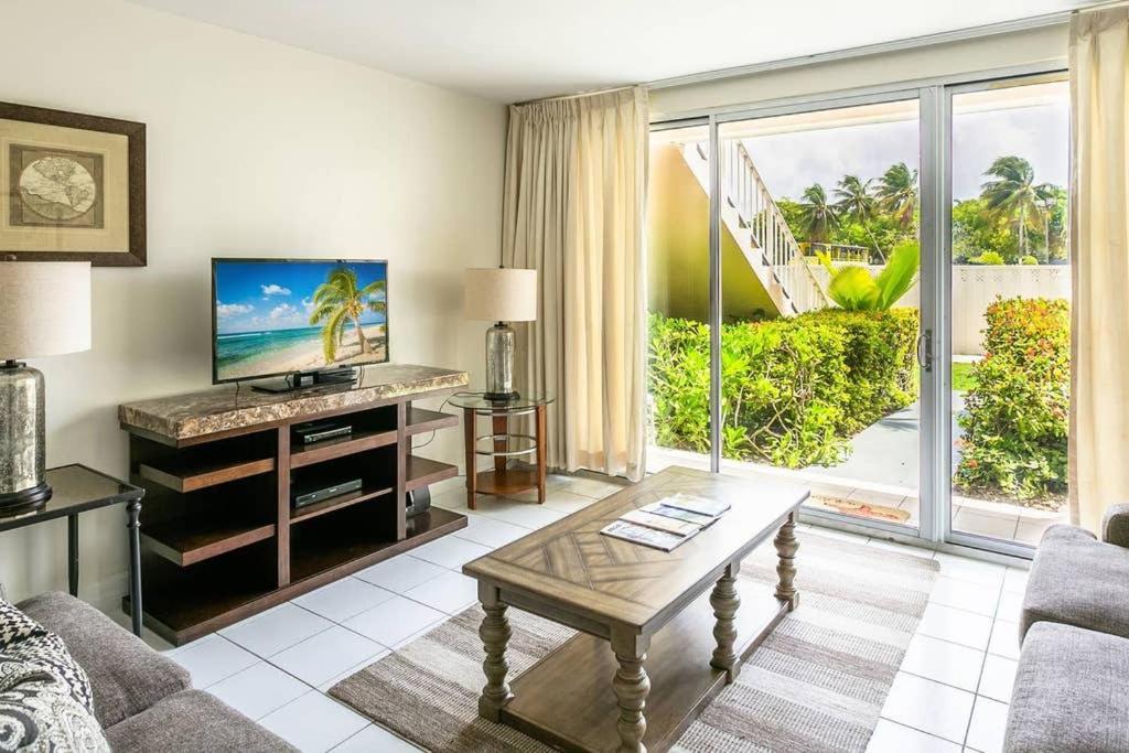 Beach Living At Island Pine Villas Blp ジョージ・タウン エクステリア 写真