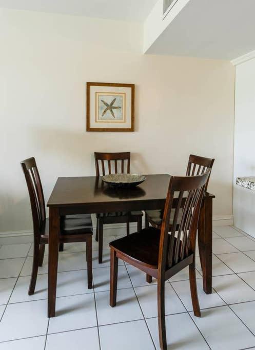 Beach Living At Island Pine Villas Blp ジョージ・タウン エクステリア 写真